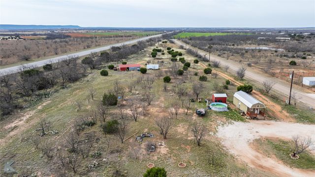 2663 Lemons Gap Road, Ovalo, TX 79541