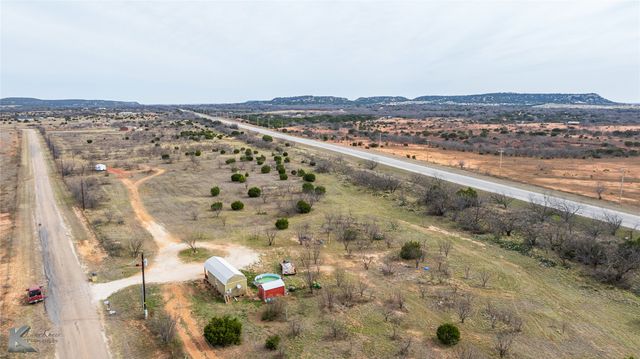 2663 Lemons Gap Road, Ovalo, TX 79541