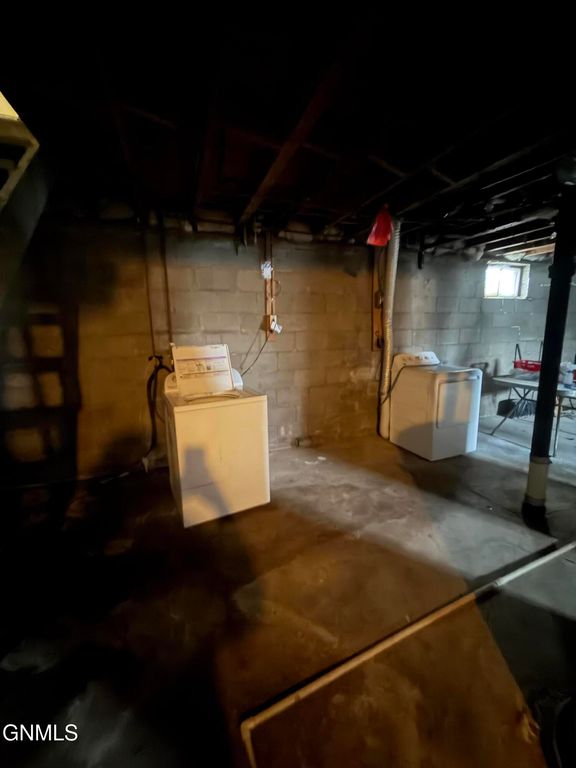 405 Main Street, Grenora, ND 58845 photo 15