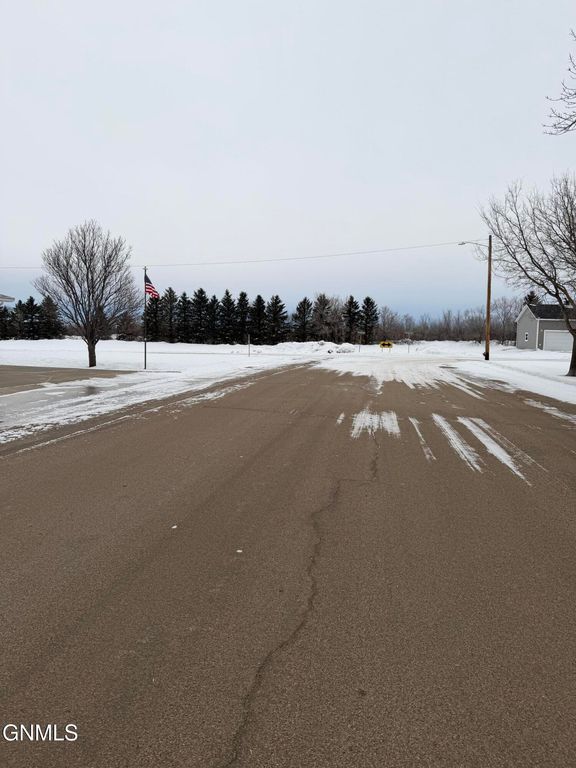 405 Main Street, Grenora, ND 58845 photo 17