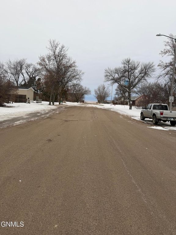 405 Main Street, Grenora, ND 58845 photo 18