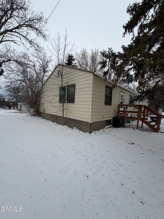 405 Main Street, Grenora, ND 58845 photo 25