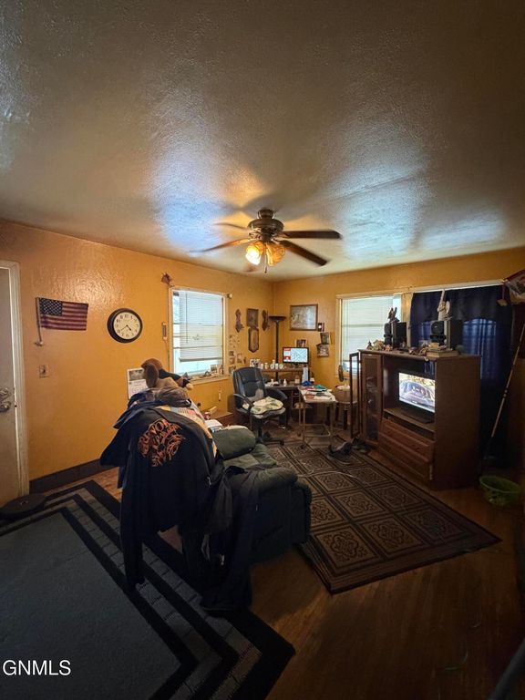 405 Main Street, Grenora, ND 58845 photo 3