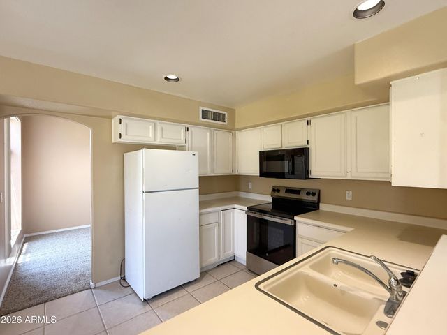 1425 E Chicago Circle, Chandler, AZ 85225