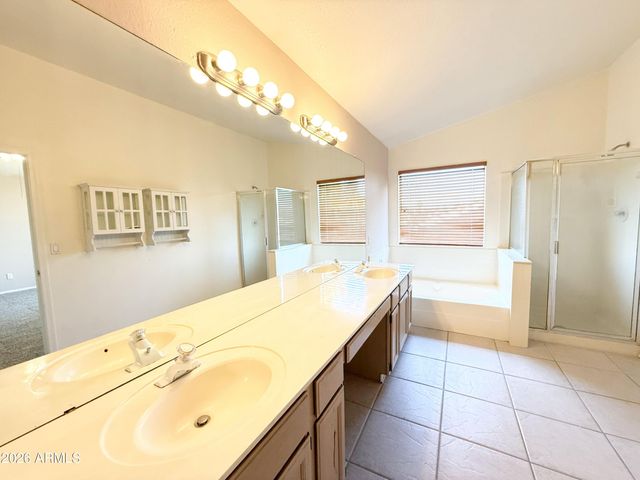 1425 E Chicago Circle, Chandler, AZ 85225