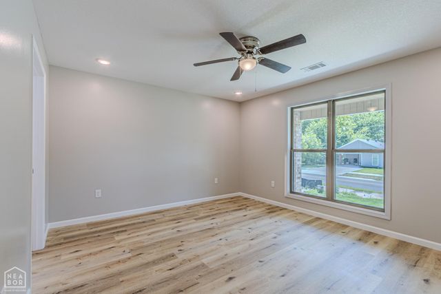 617 N 4th Street, Paragould, AR 72450