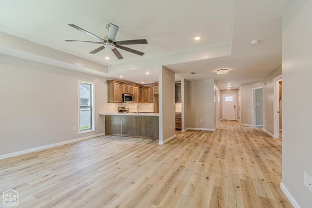617 N 4th Street, Paragould, AR 72450