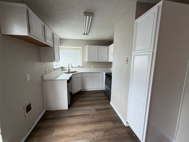 7401 Wagonwheel Road, Fort Worth, TX 76133