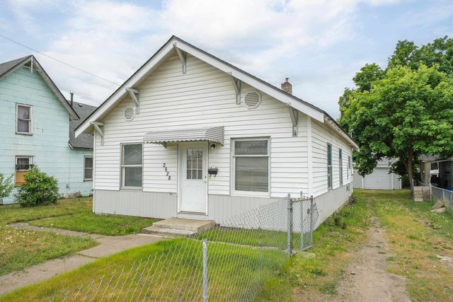 2528 E Rowan Ave, Spokane, WA 99207