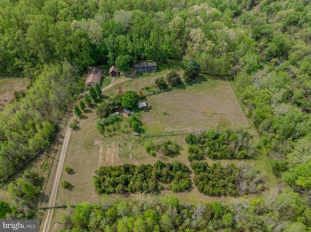 516 APPLE GROVE RD, Mineral, VA 23117