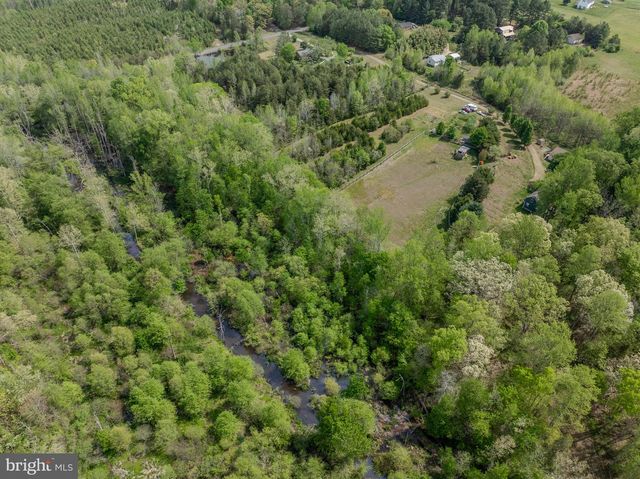 516 APPLE GROVE RD, Mineral, VA 23117