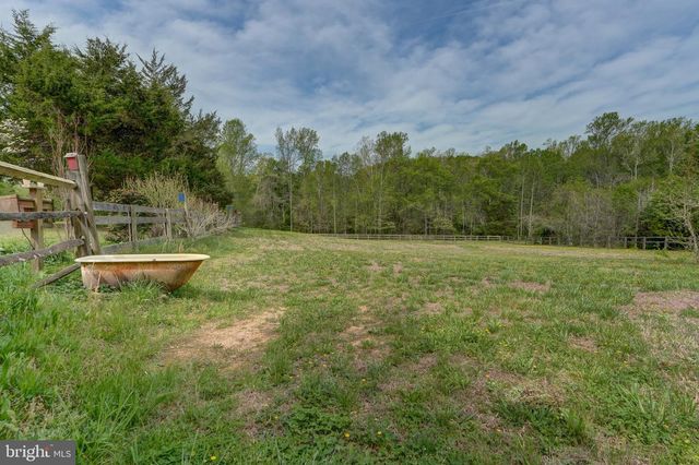 516 APPLE GROVE RD, Mineral, VA 23117