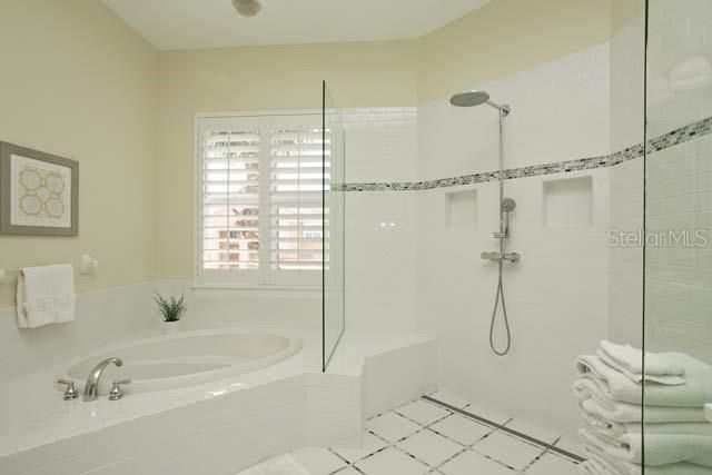 5534 46TH COURT W 5534, Bradenton, FL 34210