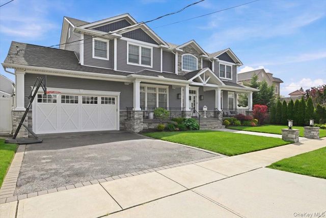 2667 Wynsum Avenue, Merrick, NY 11566