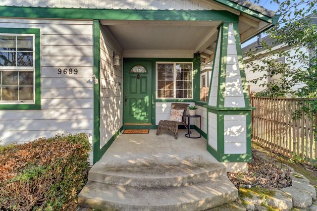 9689 Kent St, Elk Grove, CA 95624