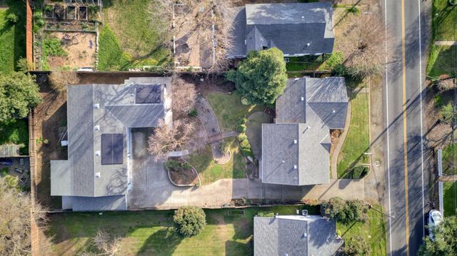 9689 Kent St, Elk Grove, CA 95624