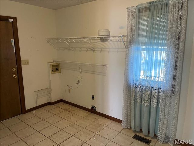 4420 Western Pacific Road, Arnold, MO 63010