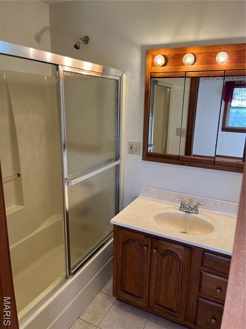 4420 Western Pacific Road, Arnold, MO 63010