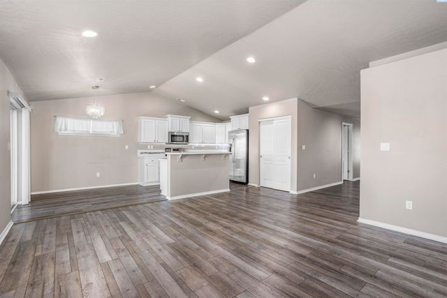 5706 Chapel Hill Blvd, Pasco, WA 99301
