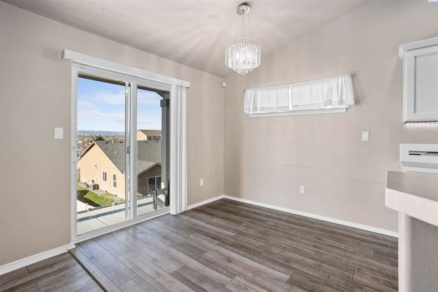 5706 Chapel Hill Blvd, Pasco, WA 99301
