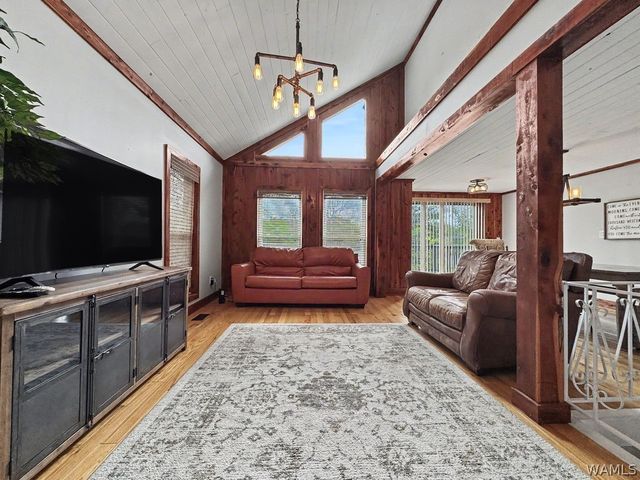 15550 Beacon Point, Northport, AL 35475