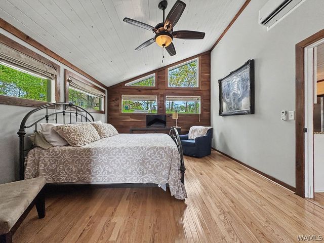 15550 Beacon Point, Northport, AL 35475