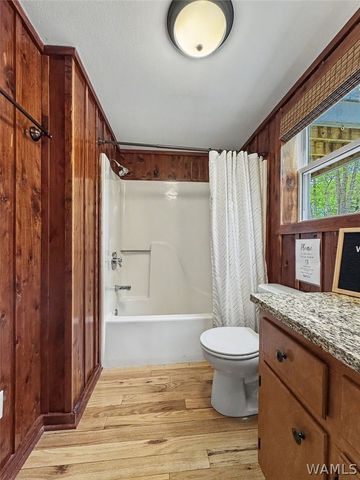 15550 Beacon Point, Northport, AL 35475