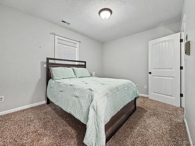 15550 Beacon Point, Northport, AL 35475