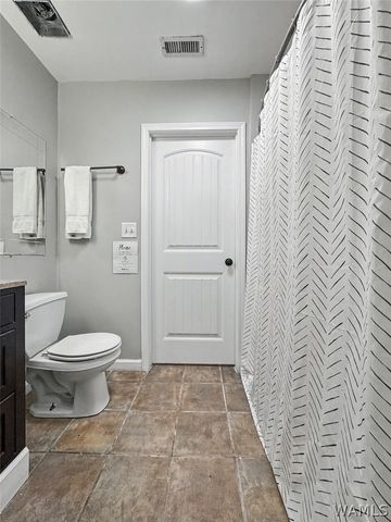 15550 Beacon Point, Northport, AL 35475