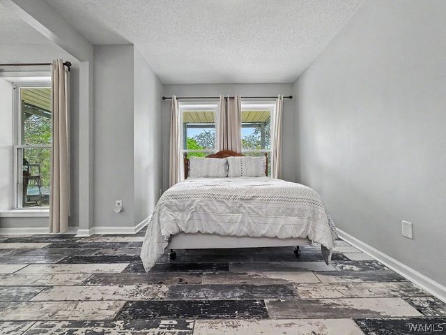 15550 Beacon Point, Northport, AL 35475