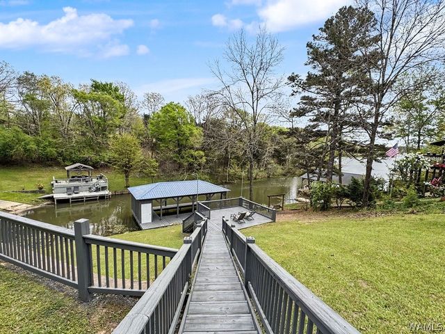 15550 Beacon Point, Northport, AL 35475