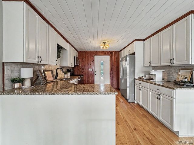 15550 Beacon Point, Northport, AL 35475
