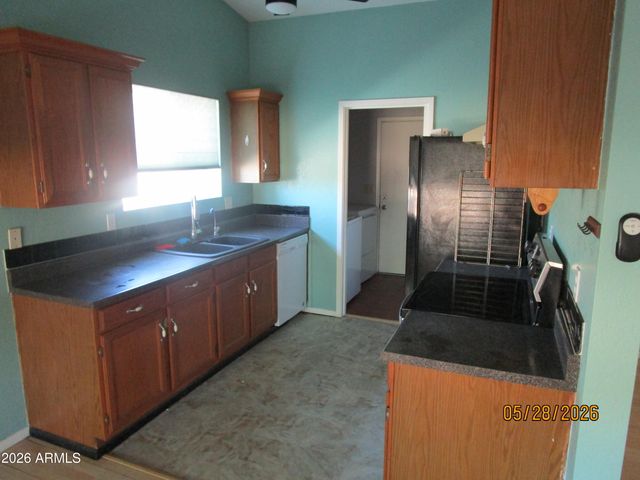 7914 W MESCAL Street W, Peoria, AZ 85345