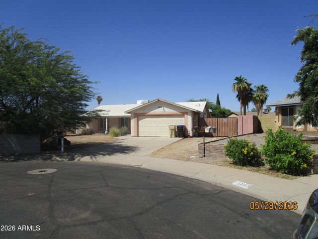 7914 W MESCAL Street W, Peoria, AZ 85345