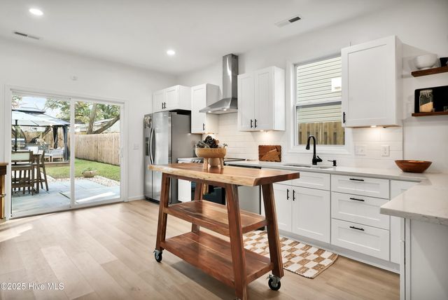 2709 Worth Drive B, Wilmington, NC 28412