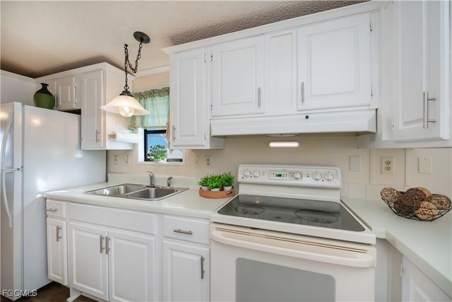 187 Ramble DR, North Fort Myers, FL 33903