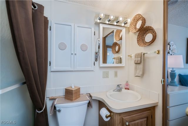 187 Ramble DR, North Fort Myers, FL 33903