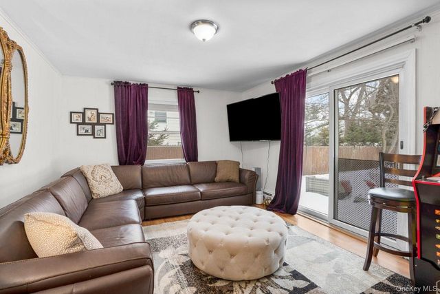 1015 Mamaroneck Avenue, White Plains, NY 10605