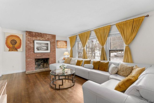 1015 Mamaroneck Avenue, White Plains, NY 10605