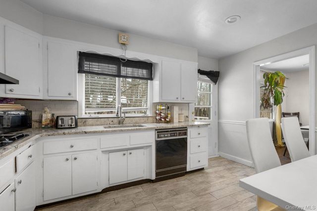 1015 Mamaroneck Avenue, White Plains, NY 10605