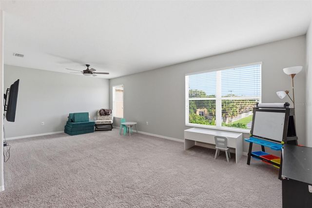 8836 CAMERON CREST DRIVE, Tampa, FL 33626