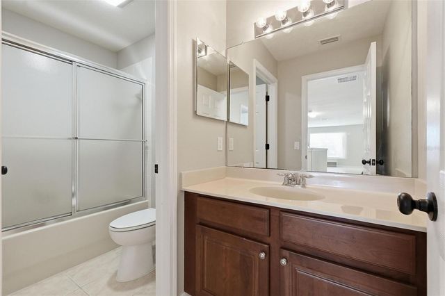 8836 CAMERON CREST DRIVE, Tampa, FL 33626