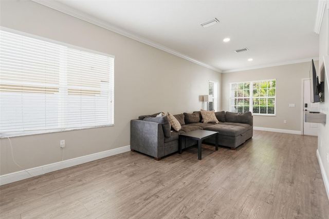 8836 CAMERON CREST DRIVE, Tampa, FL 33626