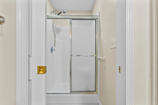 102 Windsor Way, Nicholasville, KY 40356