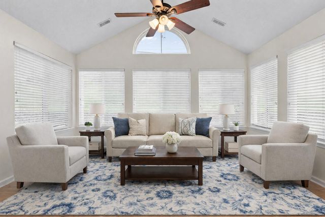 102 Windsor Way, Nicholasville, KY 40356