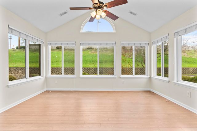 102 Windsor Way, Nicholasville, KY 40356