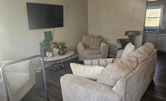 411 10th St Terrace, Warrensburg, MO 64093