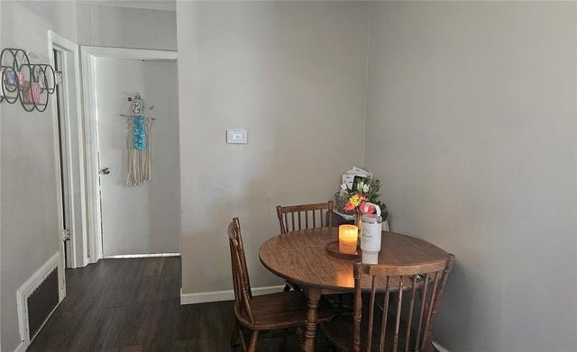 411 10th St Terrace, Warrensburg, MO 64093