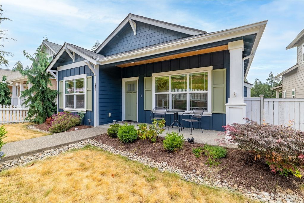 40 E Cedarland Lane, Allyn, WA 98524