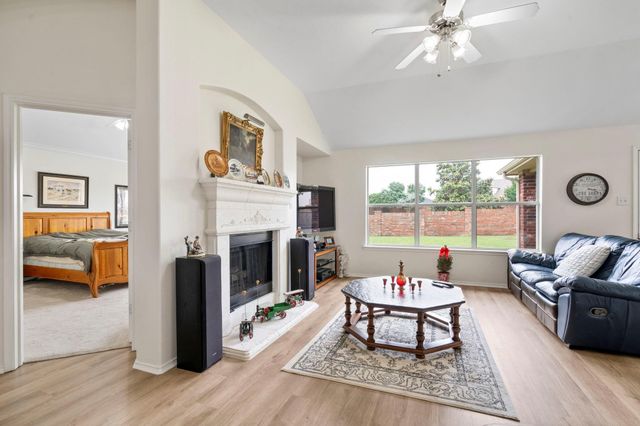 404 Dartmoor Drive, Celina, TX 75009